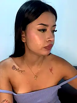 Snapshot of Miss_karol chatting on 10.13.25 Miss karol online show from 10.13.25