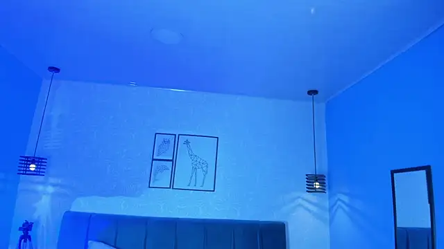 Snapshot of ninna_curly chatting on 02.27.26 ninna curly online show from 02.27.26