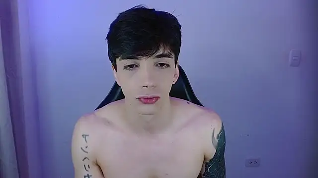 H3ll B0I online show from 04.11.26