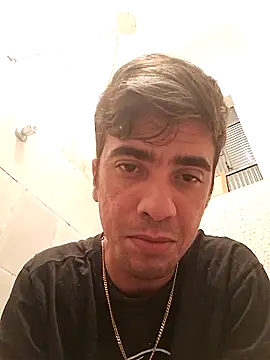 Snapshot of thallespessoa chatting on 10.18.25 thallespessoa online show from 10.18.25