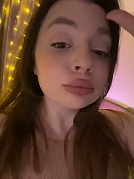 DearAlise online show from 03.19.25