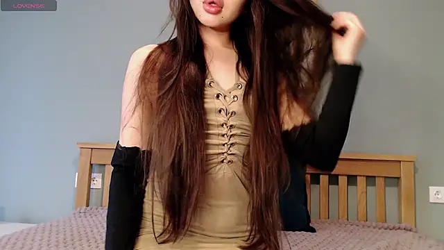 Snapshot of AyameAsakura chatting on 02.19.25 AyameAsakura online show from 02.19.25