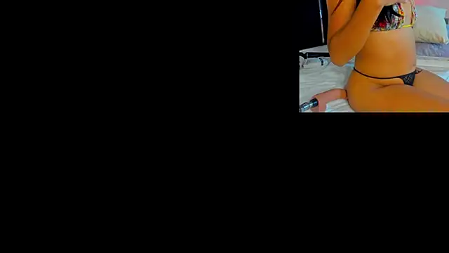 Snapshot of Annita001 chatting on 10.04.25 Annita001 online show from 10.04.25