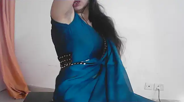 Snapshot of kajal__bhabhi_ chatting on 02.10.25 kajal bhabhi online show from 02.10.25
