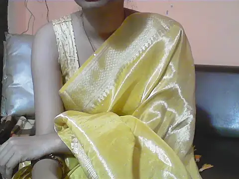 Snapshot of kajal__bhabhi_ chatting on 03.02.25 kajal bhabhi online show from 03.02.25