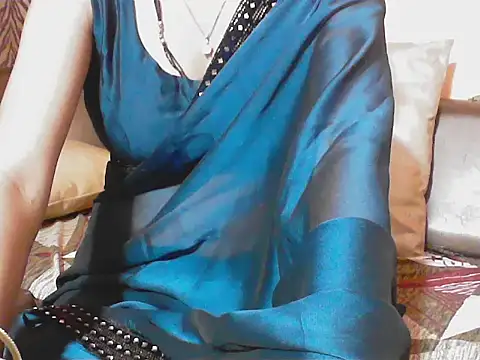 Snapshot of kajal__bhabhi_ chatting on 03.18.25 kajal bhabhi online show from 03.18.25