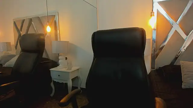 MelodyWinx online show from 10.23.25