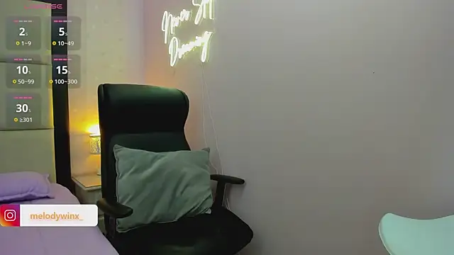 MelodyWinx online show from 11.03.25