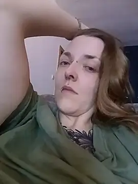 Astrid-Gilbert online show from 02.03.25