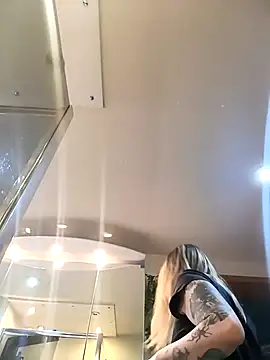 Astrid-Gilbert online show from 03.19.25