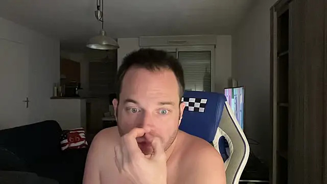 Funnyjul31 online show from 02.13.25