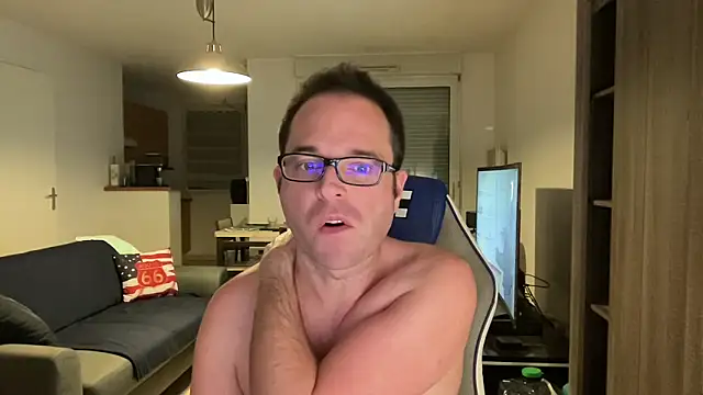 Funnyjul31 online show from 02.22.25