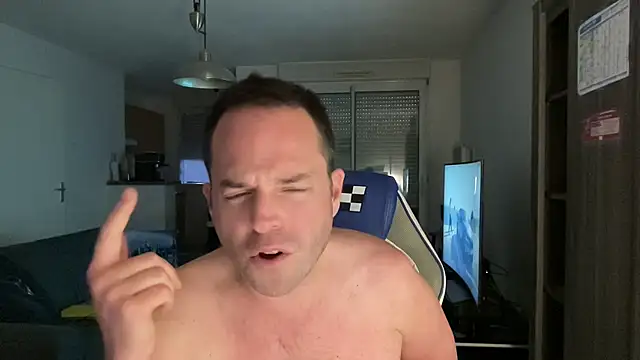 Funnyjul31 online show from 03.16.25