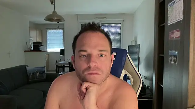 Funnyjul31 online show from 03.22.25