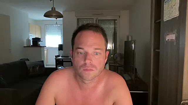 Funnyjul31 online show from 09.15.25