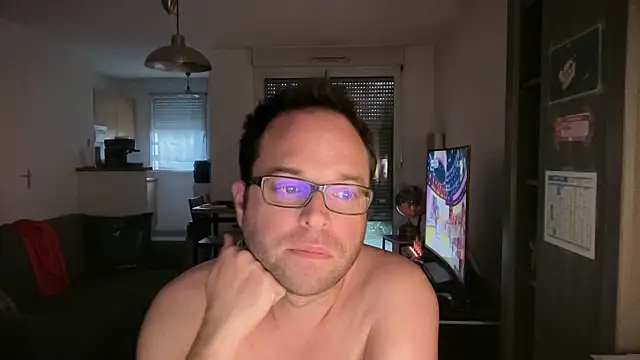 Funnyjul31 online show from 03.25.26