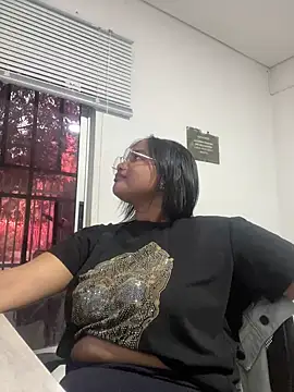 my cam online show from 03.21.25