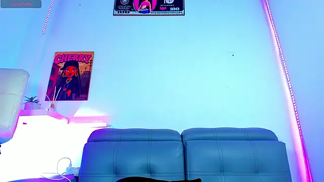 Snapshot of Cherry_splash chatting on 11.05.25 Cherry splash online show from 11.05.25