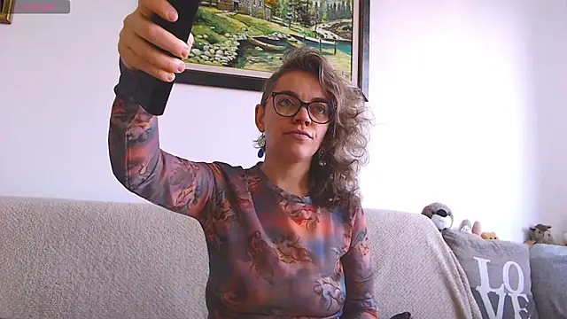 Ju-Hot online show from 03.02.25