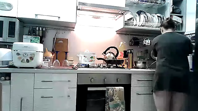 Snapshot of Misssweet_s chatting on 02.11.25 Misssweet s online show from 02.11.25