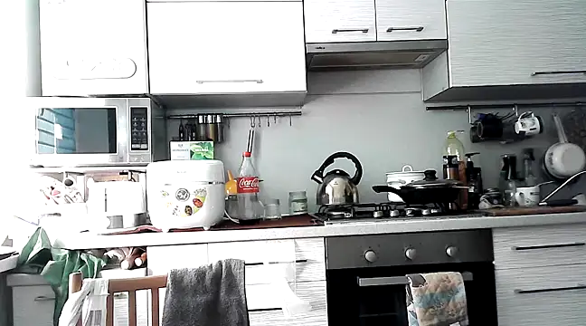 Snapshot of Misssweet_s chatting on 02.12.25 Misssweet s online show from 02.12.25