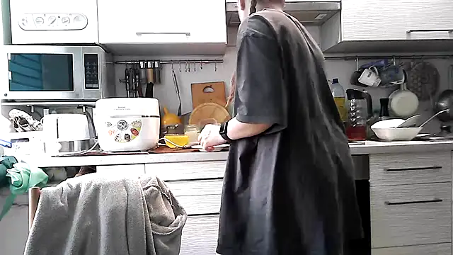 Snapshot of Misssweet_s chatting on 03.06.25 Misssweet s online show from 03.06.25