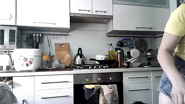 Snapshot of Misssweet_s chatting on 03.07.25 Misssweet s online show from 03.07.25