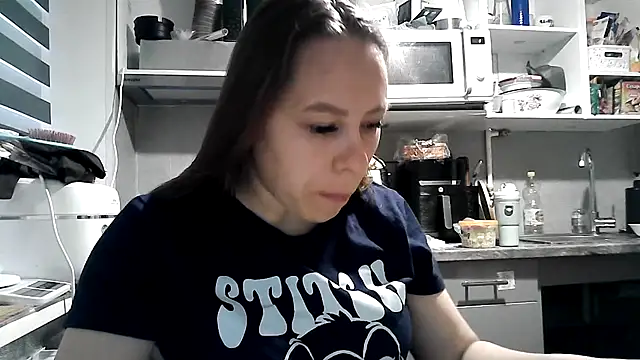 Snapshot of Misssweet_s chatting on 09.10.25 Misssweet s online show from 09.10.25