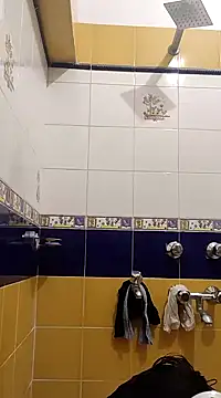 Snapshot of abhi_sexy_model chatting on 02.05.25 abhi sexy model online show from 02.05.25