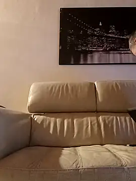 Pourleplasirs online show from 02.03.25