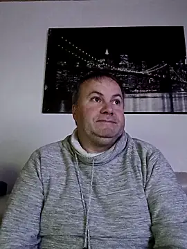 Snapshot of Pourleplasirs chatting on 12.18.25 Pourleplasirs online show from 12.18.25