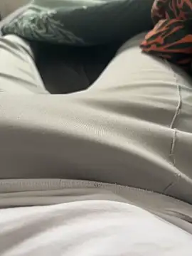 Mo 2003 online show from 01.28.25