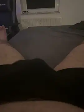 Mo 2003 online show from 01.30.25