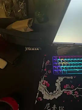 Mo 2003 online show from 02.11.25