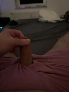 Mo 2003 online show from 02.18.25