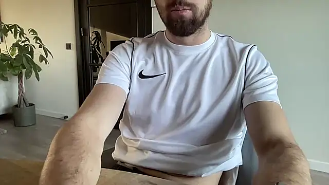 bullyboyy online show from 09.15.25