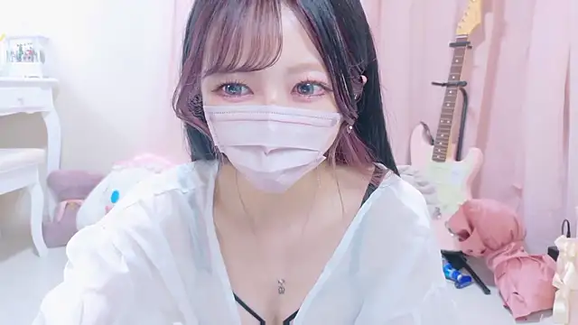 Snapshot of Megu-mimi chatting on 09.23.25 Megu-mimi online show from 09.23.25