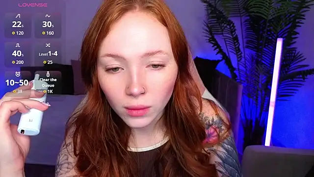 Maya Light online show from 04.26.26