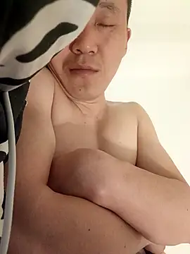 Snapshot of wadmma chatting on 02.06.25 wadmma online show from 02.06.25