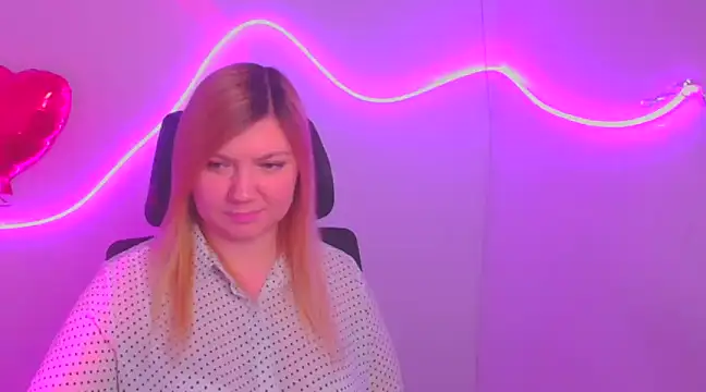 Lola moree online show from 02.21.25