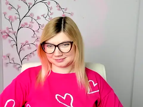 Snapshot of Lola_moree chatting on 02.03.26 Lola moree online show from 02.03.26