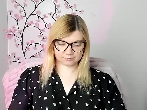 Lola moree online show from 05.20.26