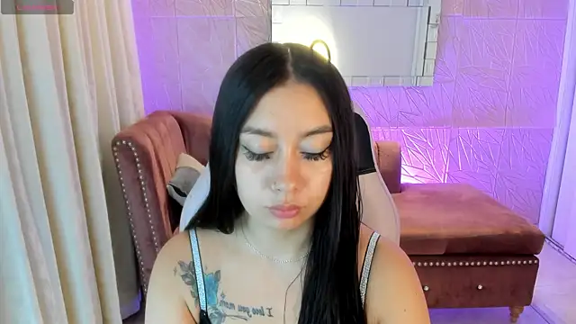 Snapshot of miss_isabella_m chatting on 05.21.26 miss isabella m online show from 05.21.26