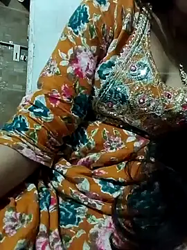 saaniya online show from 10.18.25