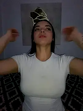 eileensophi online show from 09.19.25