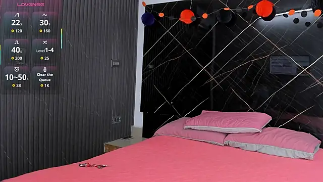 Snapshot of Estefy_gomez09 chatting on 11.08.25 Estefy gomez09 online show from 11.08.25