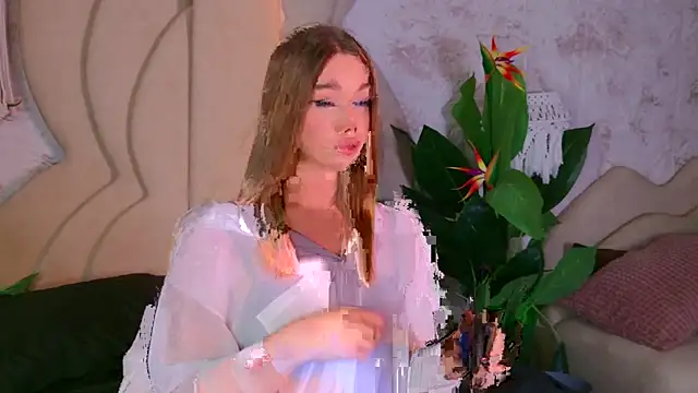 EvansLover online show from 10.26.25