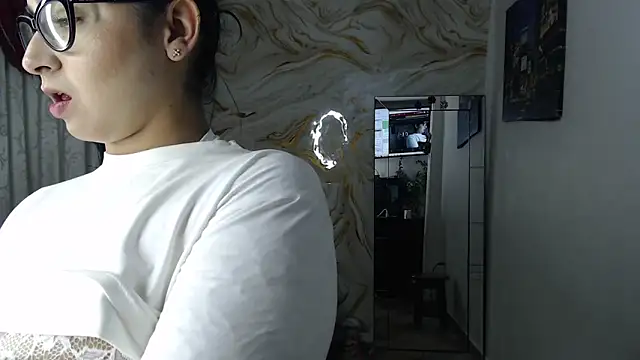 Snapshot of kendall_morry chatting on 09.13.25 kendall morry online show from 09.13.25