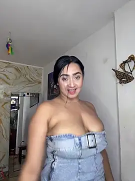 Snapshot of kendall_morry chatting on 09.25.25 kendall morry online show from 09.25.25