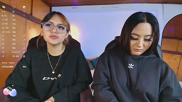 Snapshot of _Emma11 chatting on 02.18.25 Emma11 online show from 02.18.25